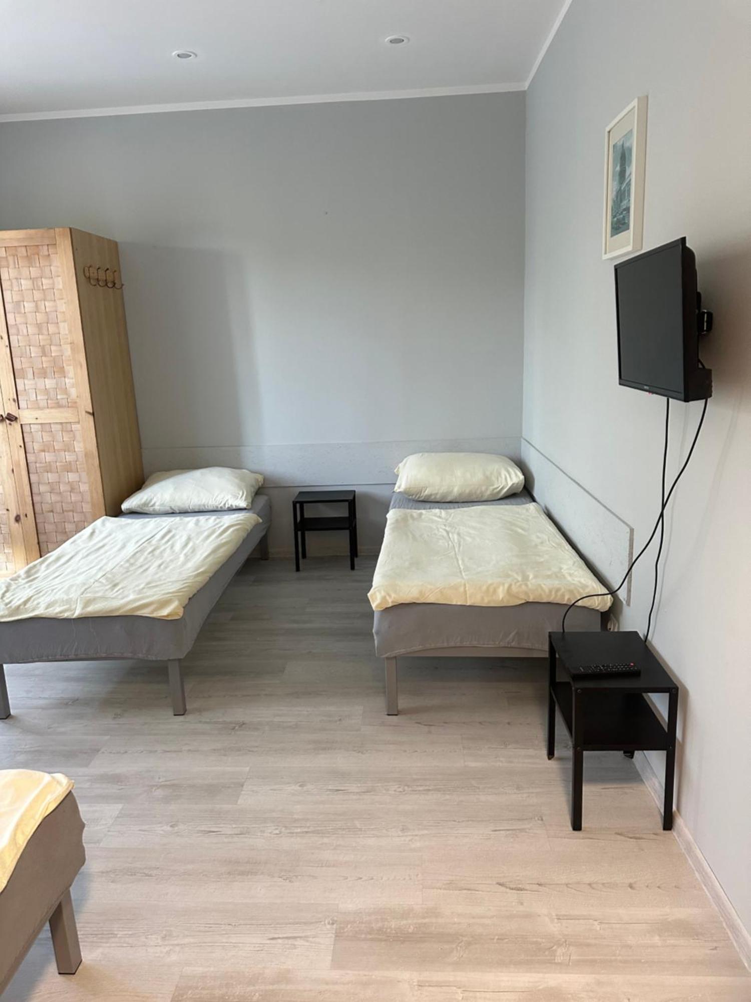 Hgs Home Noclegi Pracownicze Parking , Lazienki Gorzów Wielkopolski Eksteriør bilde